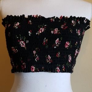 NWOT Xhilaration Floral Swimsuit Top